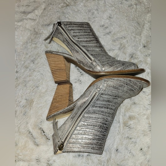 Paul Green Leather Pewter Stacked Sandals Zip Enry Size 6.5 Very Lightly Worn - Picture 9 of 14